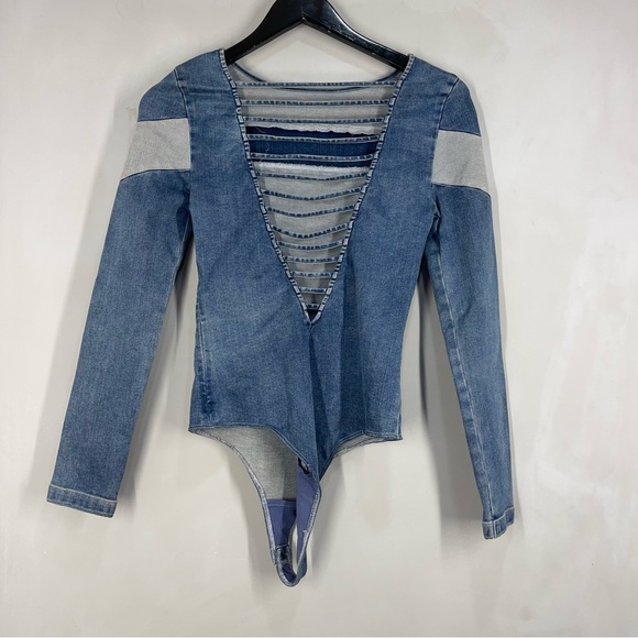 True Religion New With Tags Manchester United Indigo Long Sleeve Bodysuit XS - Picture 6 of 10